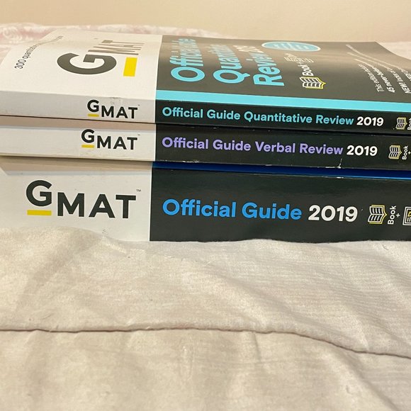 GMAT Official Guide 2019 Bundle: Books + Online 1st Edition - Picture 2 of 8